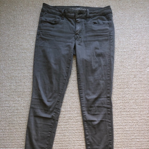 American Eagle army green stretch jeans!! - Picture 1 of 4